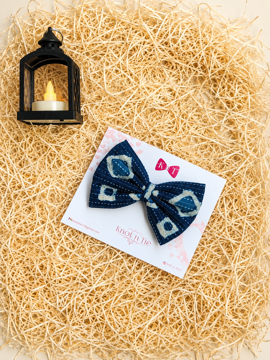 INDIGO ILLUSION ICONIC BOW