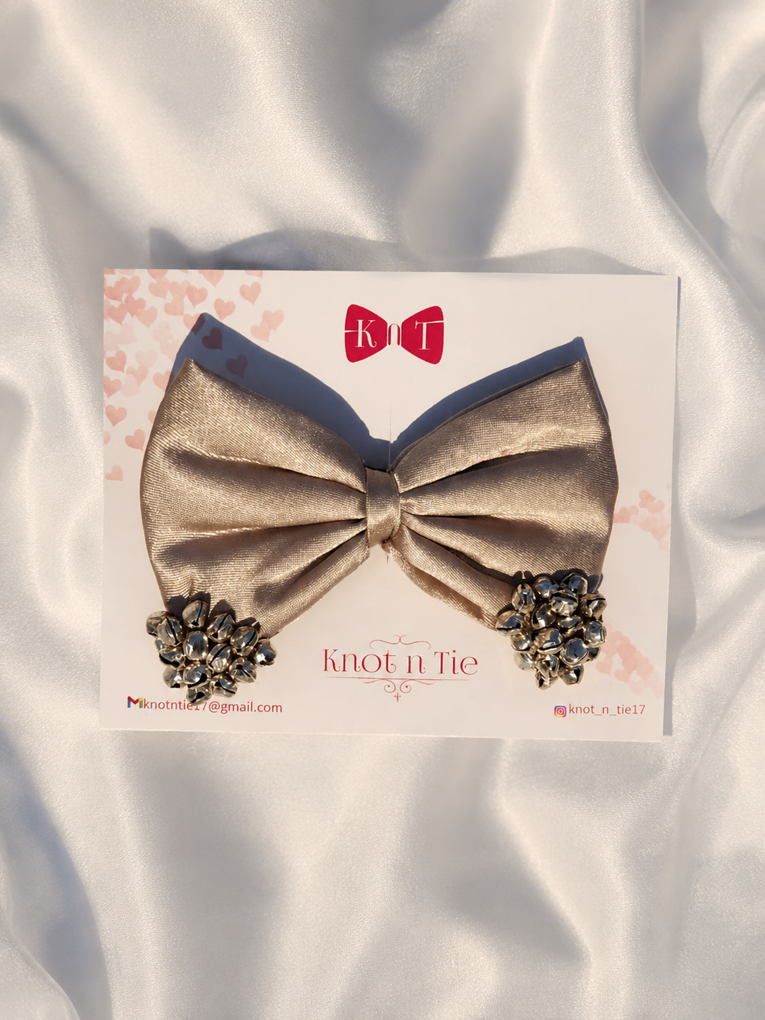 TARA GHOOMAR BOW