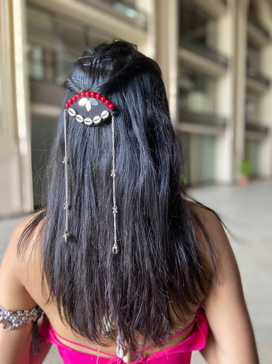 NAAYIKA