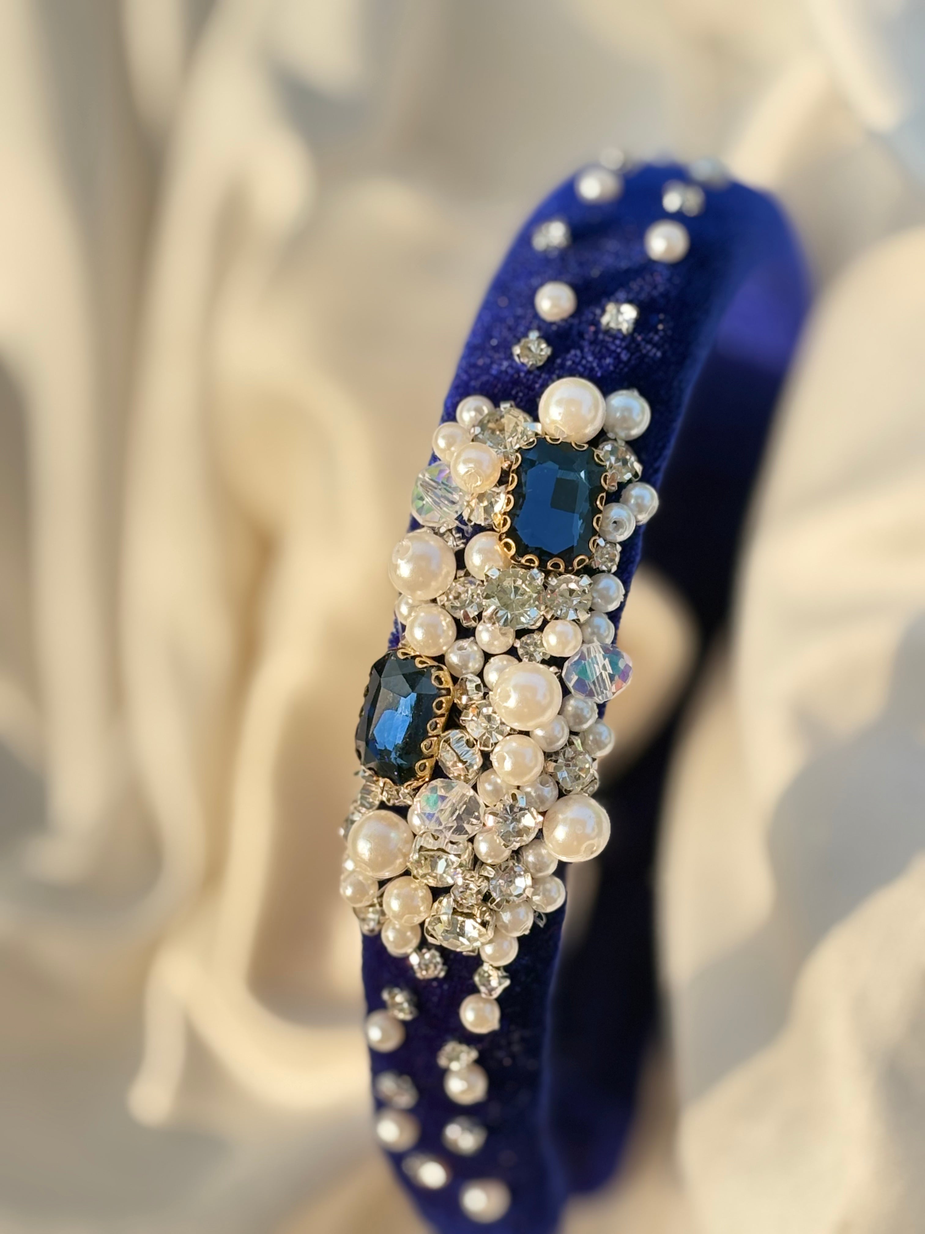 NAVY DAZZLE