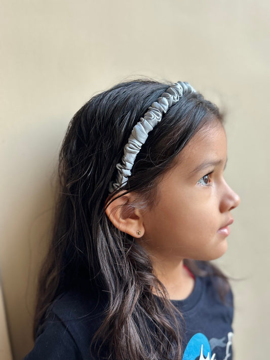 MOONSTONE GREY SATIN CRUSH HEADBAND